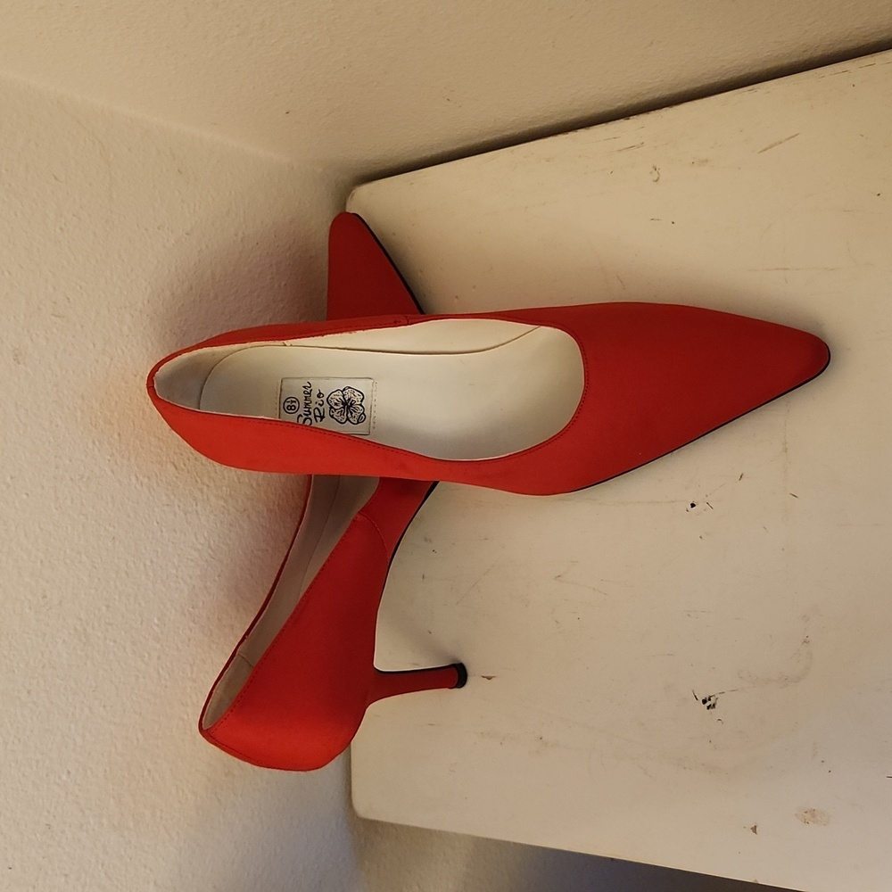 ♤ Summer Rio Bright Red Heels - Picture 2 of 11